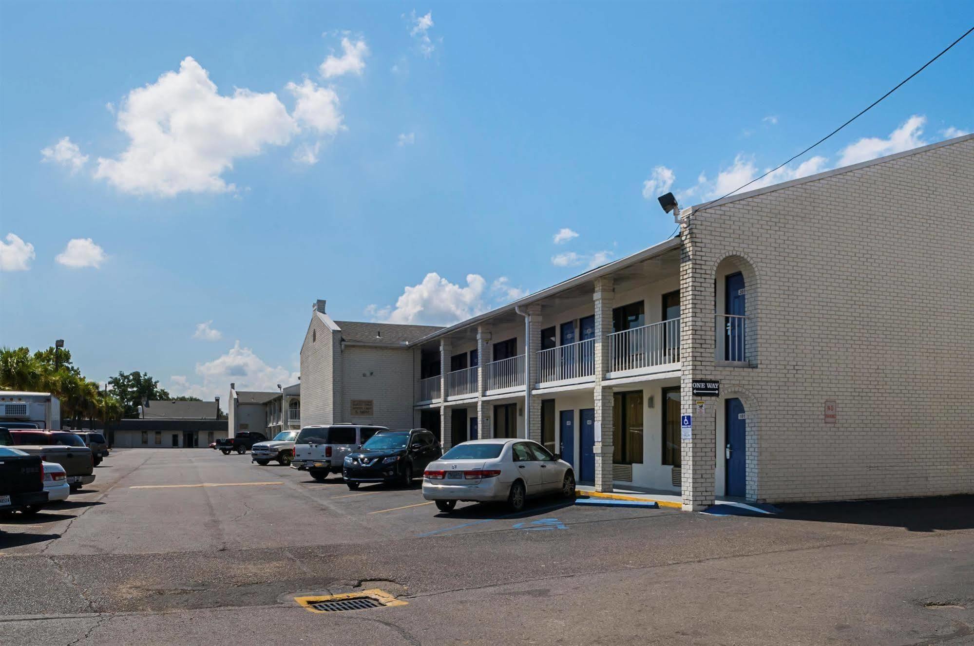 Red Roof Inn New Orleans - Westbank Harvey Exterior photo